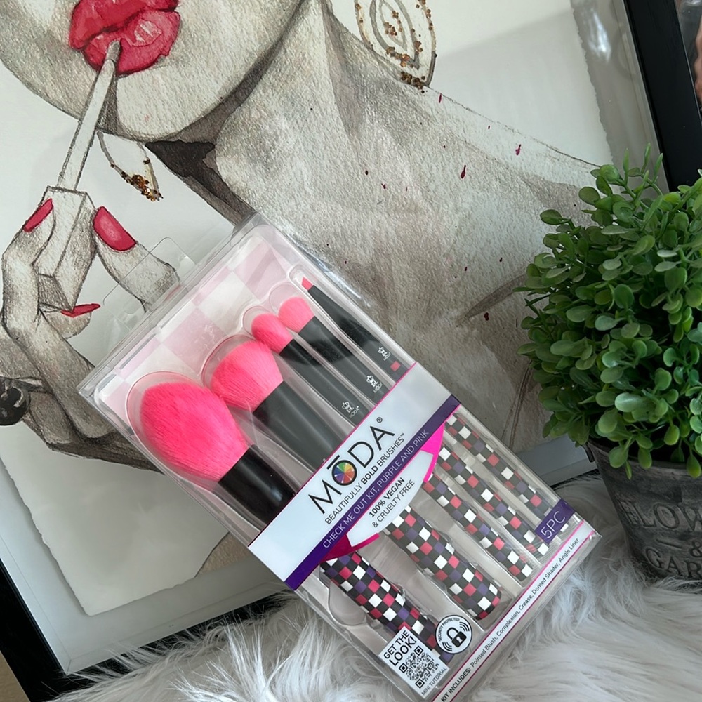 Moda hot pink Barbie pink cosmetic brush set